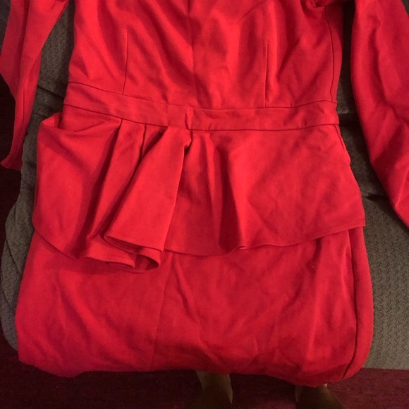 Bebe Dress - Picture 3 of 3